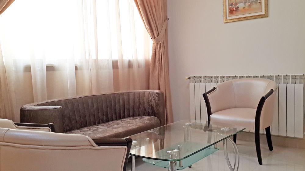 Liqaa Hotel